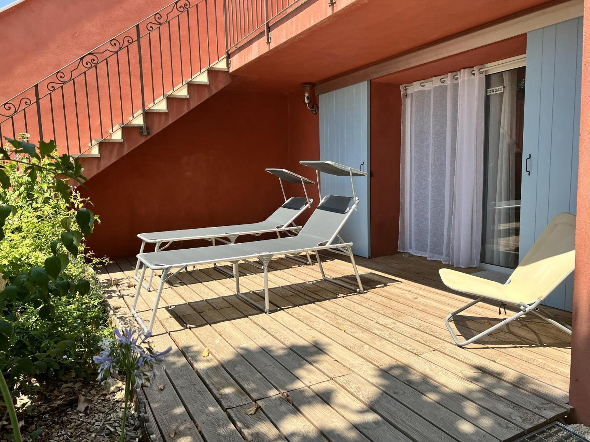 Bed and Breakfast Bastide Des Martelieres Salon-de-Provence Exterior foto